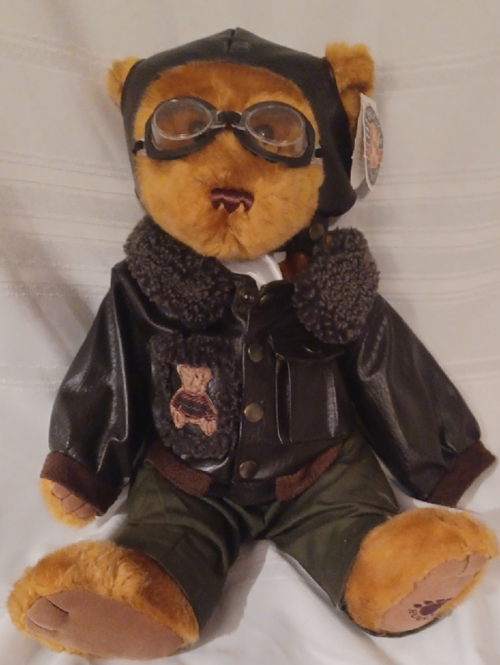 H.J. Huggs Ace Von Derbear